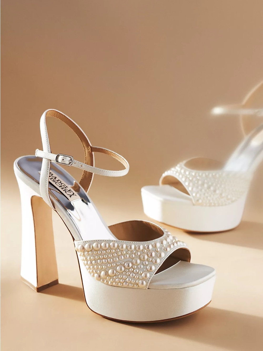 Badgley  Mischka Bryleigh Platform
Heels
